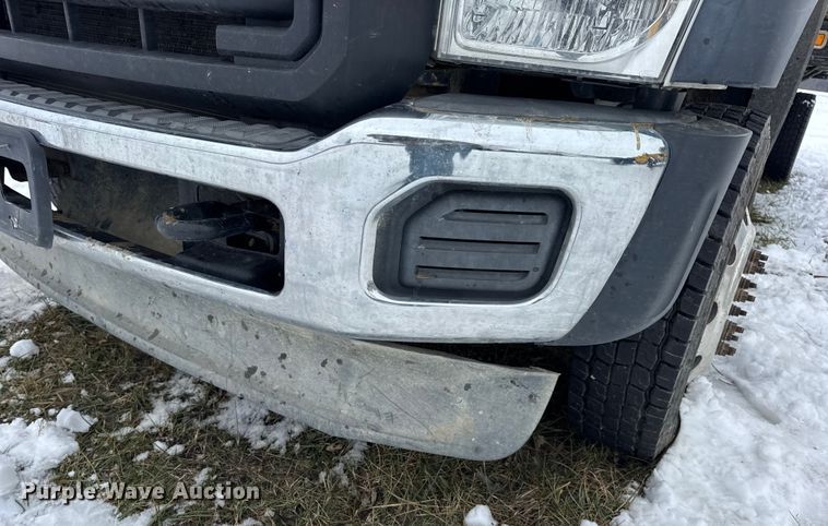 image for item EN0754 2013 Ford F450 flatbed truck