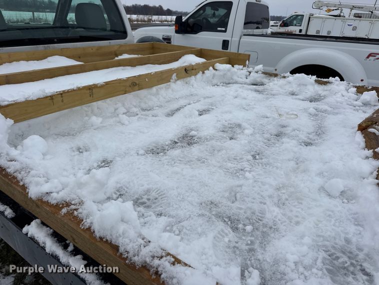 image for item EN0754 2013 Ford F450 flatbed truck