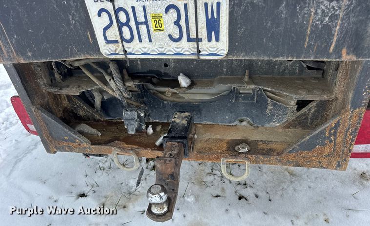 image for item EN0754 2013 Ford F450 flatbed truck