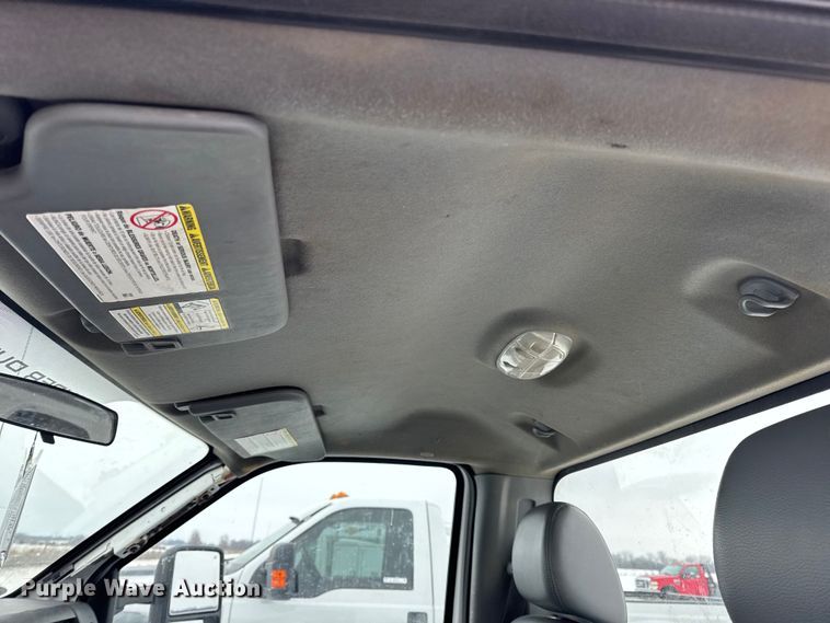 image for item EN0754 2013 Ford F450 flatbed truck