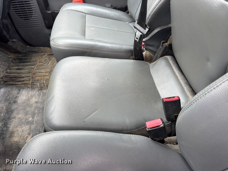 image for item EN0754 2013 Ford F450 flatbed truck