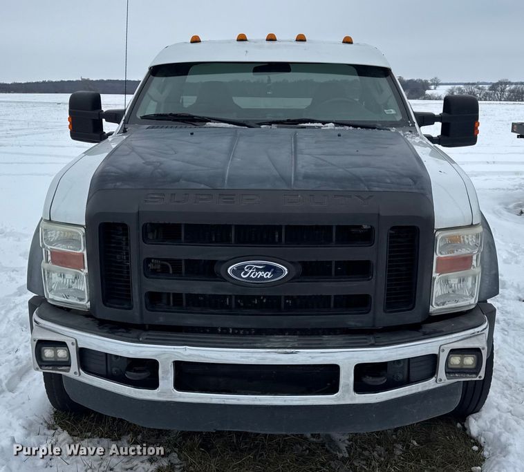 image for item EN0755 2010 Ford F450 pickup truck