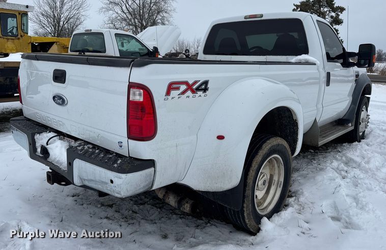 image for item EN0755 2010 Ford F450 pickup truck