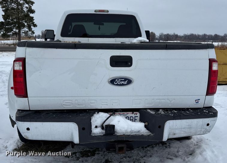 image for item EN0755 2010 Ford F450 pickup truck