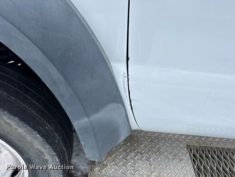 image for item EN0755 2010 Ford F450 pickup truck