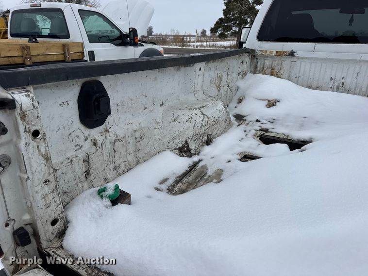 image for item EN0755 2010 Ford F450 pickup truck