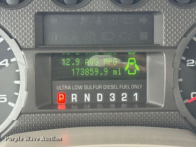 image for item EN0755 2010 Ford F450 pickup truck