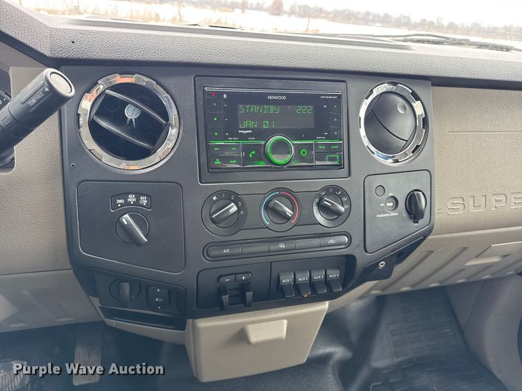 image for item EN0755 2010 Ford F450 pickup truck