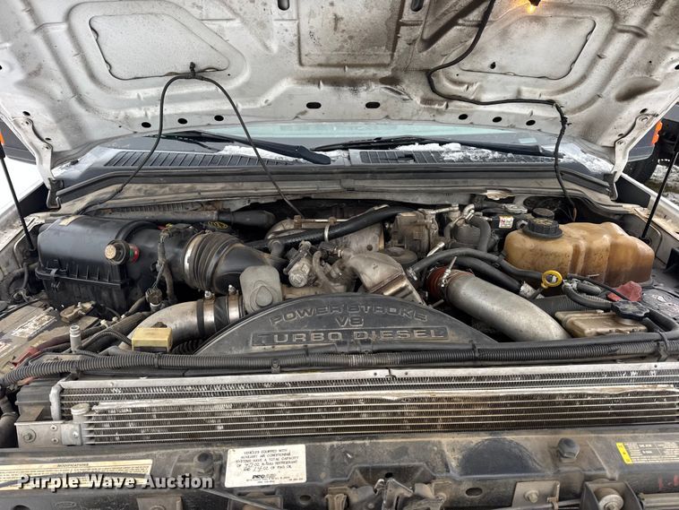 image for item EN0755 2010 Ford F450 pickup truck