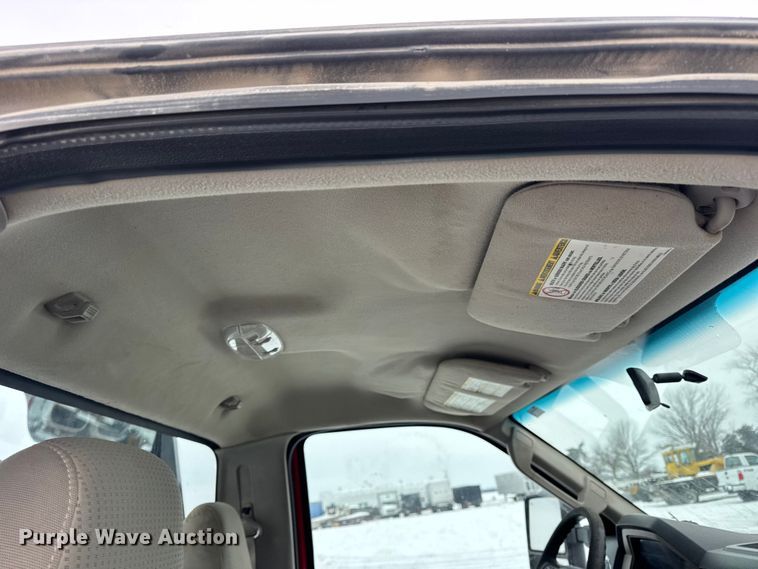 image for item EN0760 2008 Ford F350 flatbed pickup truck