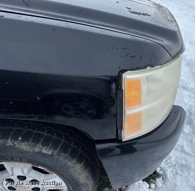 image for item EN0761 2008 Chevrolet Silverado 1500 Crew Cab pickup truck