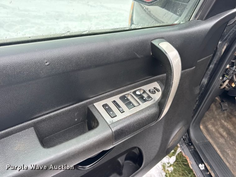 image for item EN0761 2008 Chevrolet Silverado 1500 Crew Cab pickup truck