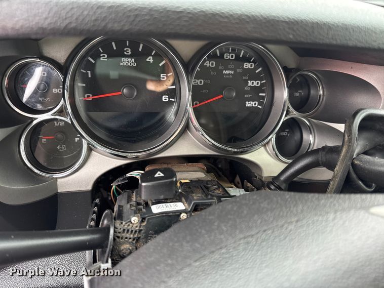 image for item EN0761 2008 Chevrolet Silverado 1500 Crew Cab pickup truck