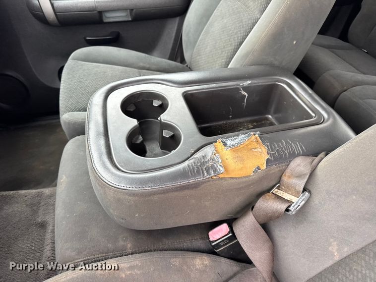 image for item EN0761 2008 Chevrolet Silverado 1500 Crew Cab pickup truck