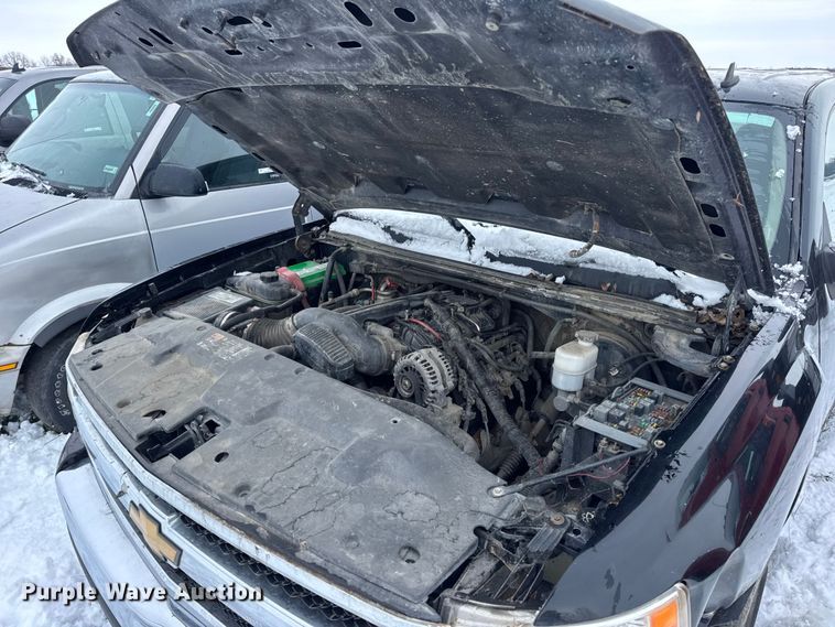 image for item EN0761 2008 Chevrolet Silverado 1500 Crew Cab pickup truck