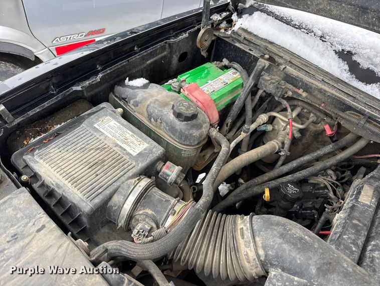 image for item EN0761 2008 Chevrolet Silverado 1500 Crew Cab pickup truck