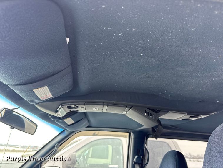 image for item EN0762 1997 Chevrolet Astro van