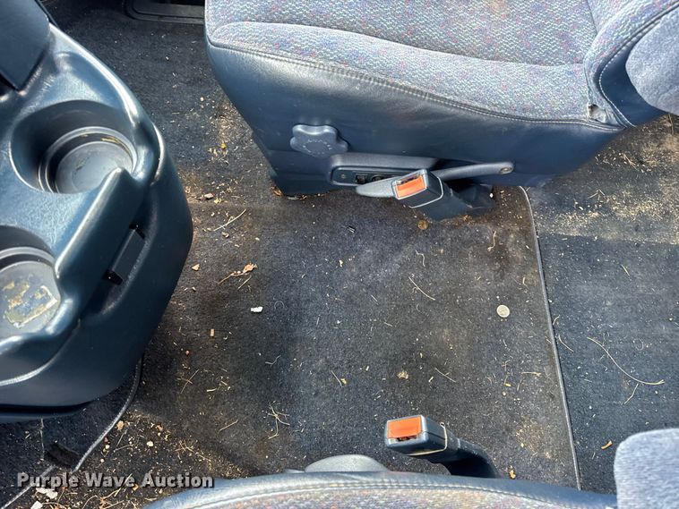 image for item EN0762 1997 Chevrolet Astro van