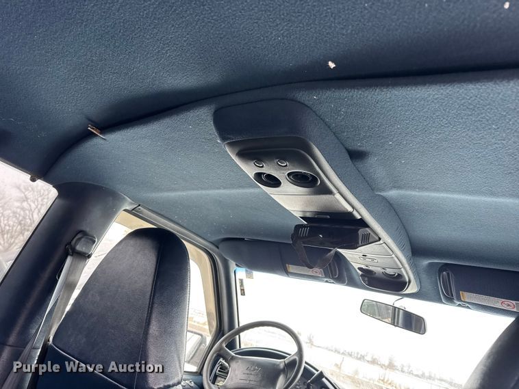 image for item EN0762 1997 Chevrolet Astro van