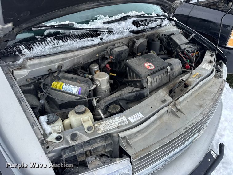 image for item EN0762 1997 Chevrolet Astro van