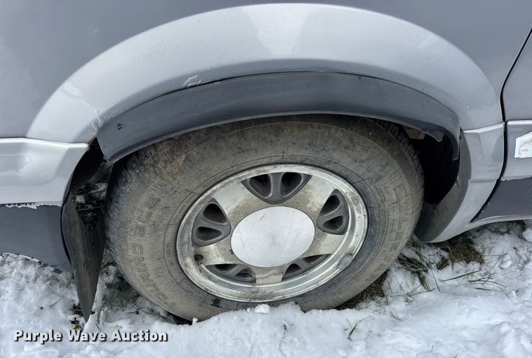 image for item EN0762 1997 Chevrolet Astro van