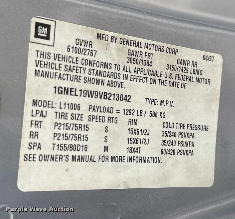 image for item EN0762 1997 Chevrolet Astro van