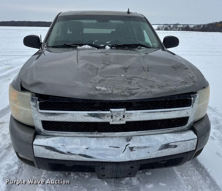 image for item EN0763 2008 Chevrolet Silverado 1500 Crew Cab pickup truck