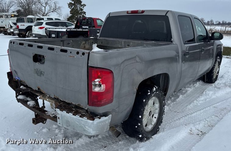image for item EN0763 2008 Chevrolet Silverado 1500 Crew Cab pickup truck