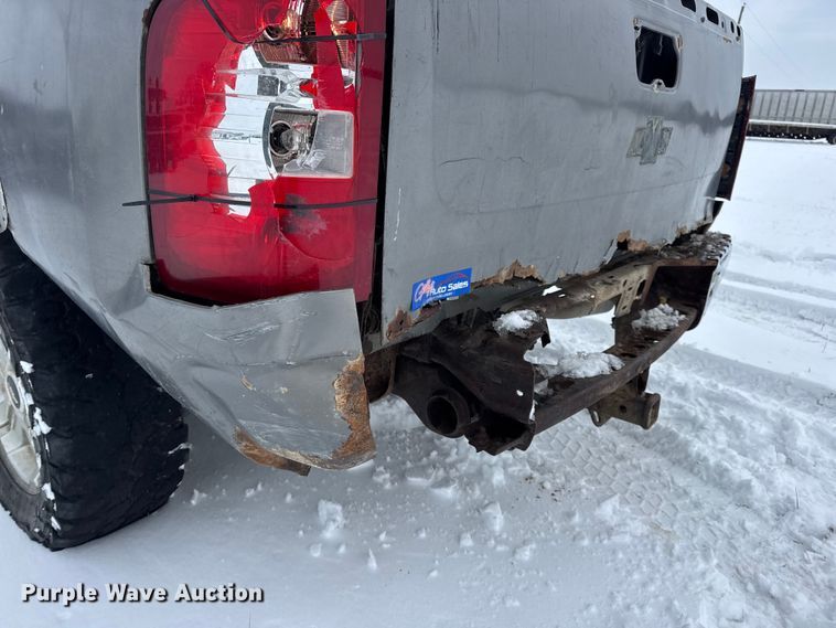 image for item EN0763 2008 Chevrolet Silverado 1500 Crew Cab pickup truck