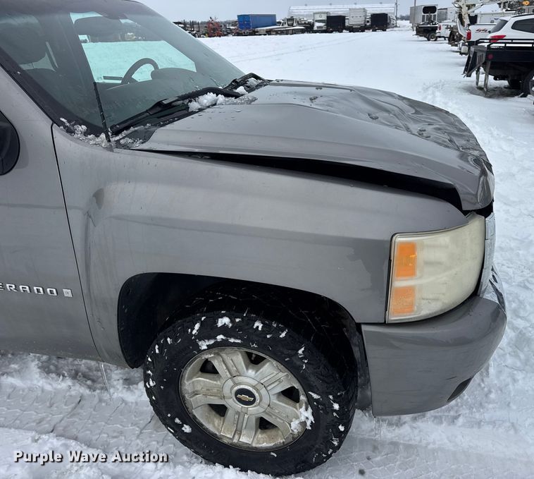 image for item EN0763 2008 Chevrolet Silverado 1500 Crew Cab pickup truck