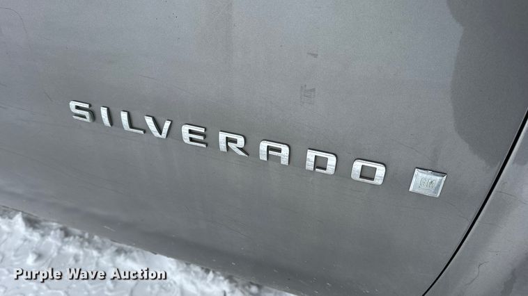 image for item EN0763 2008 Chevrolet Silverado 1500 Crew Cab pickup truck