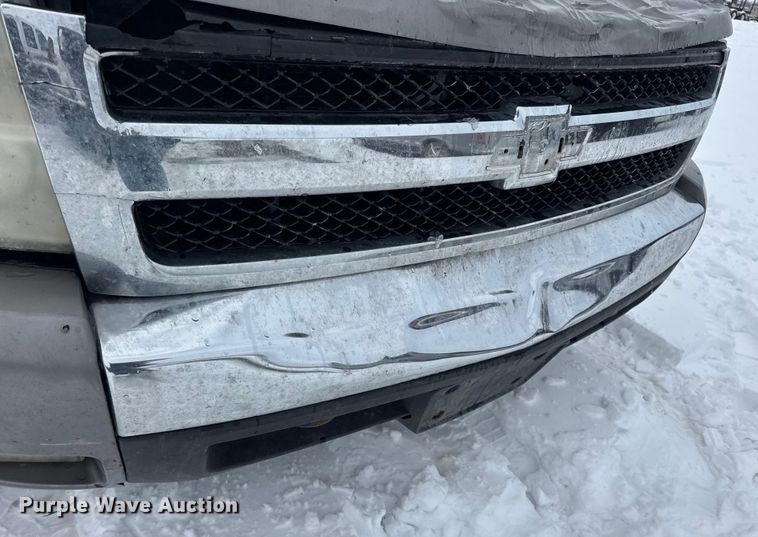 image for item EN0763 2008 Chevrolet Silverado 1500 Crew Cab pickup truck