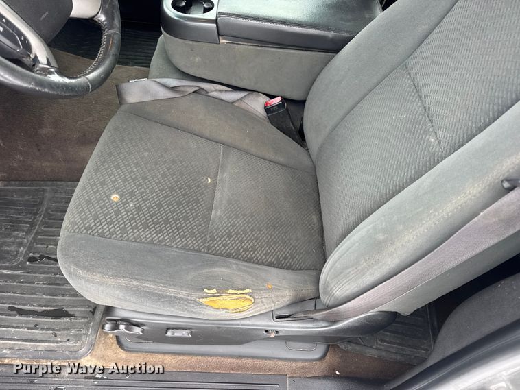 image for item EN0763 2008 Chevrolet Silverado 1500 Crew Cab pickup truck