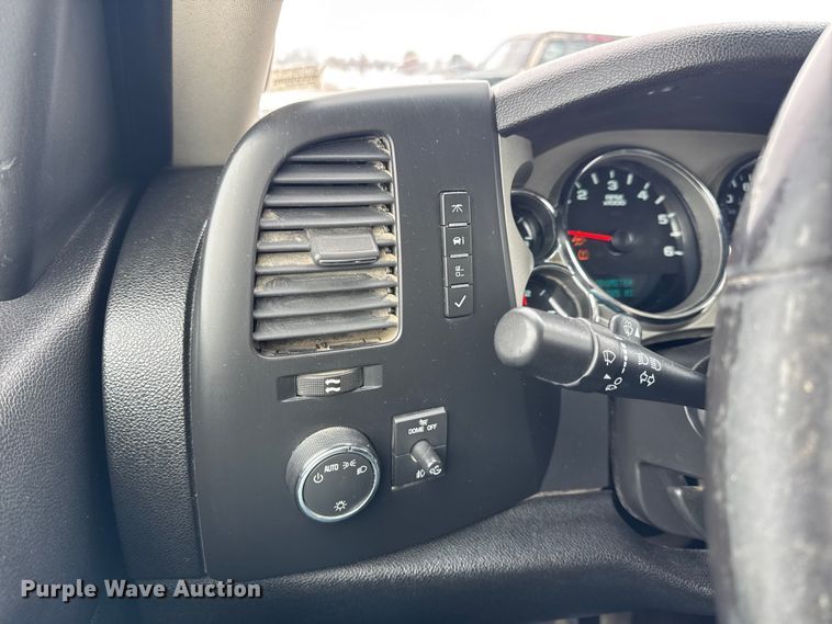 image for item EN0763 2008 Chevrolet Silverado 1500 Crew Cab pickup truck