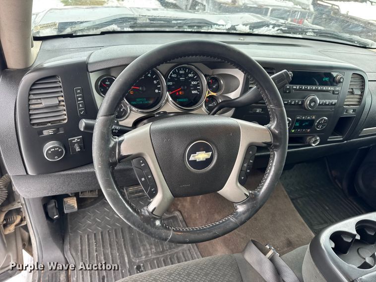 image for item EN0763 2008 Chevrolet Silverado 1500 Crew Cab pickup truck