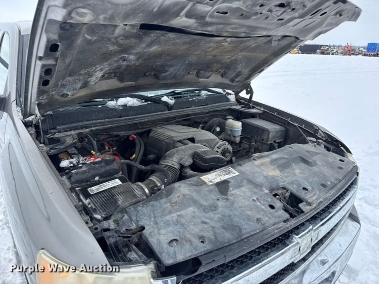 image for item EN0763 2008 Chevrolet Silverado 1500 Crew Cab pickup truck