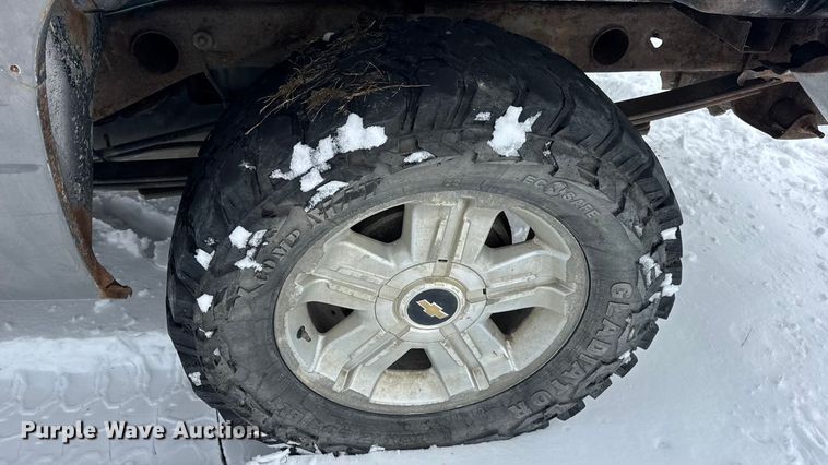 image for item EN0763 2008 Chevrolet Silverado 1500 Crew Cab pickup truck