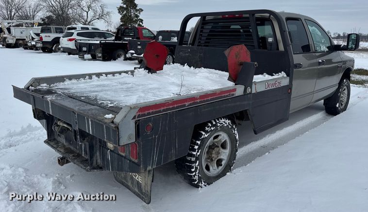 image for item EN0764 2009 Dodge Ram 2500 Quad Cab bale bed pickup truck