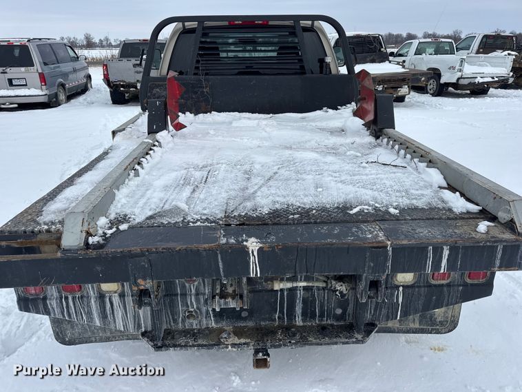 image for item EN0764 2009 Dodge Ram 2500 Quad Cab bale bed pickup truck