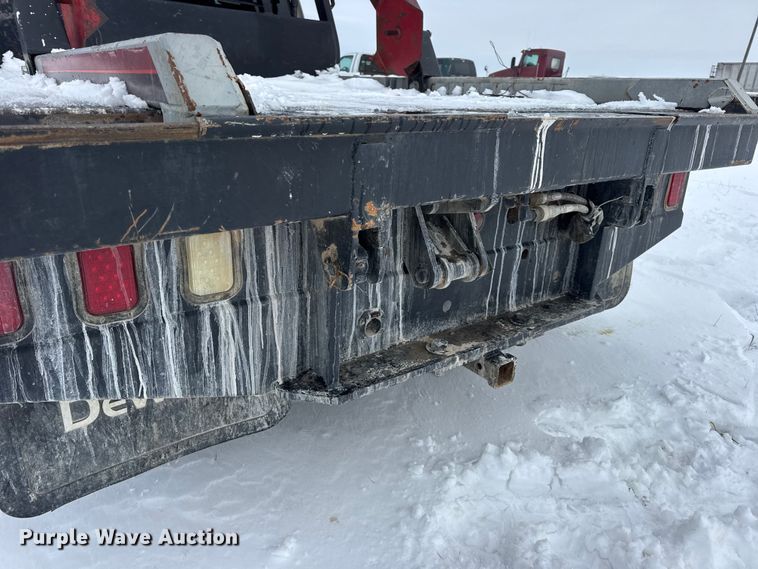 image for item EN0764 2009 Dodge Ram 2500 Quad Cab bale bed pickup truck