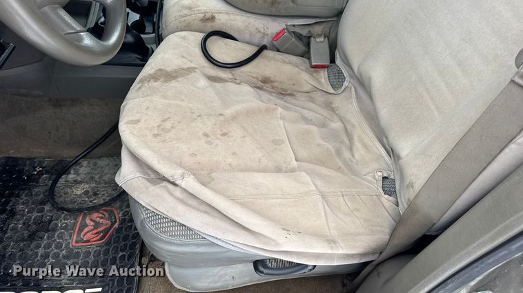 image for item EN0764 2009 Dodge Ram 2500 Quad Cab bale bed pickup truck