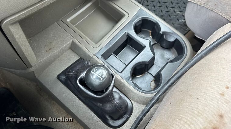 image for item EN0764 2009 Dodge Ram 2500 Quad Cab bale bed pickup truck