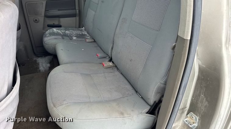 image for item EN0764 2009 Dodge Ram 2500 Quad Cab bale bed pickup truck