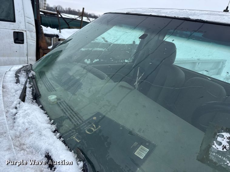 image for item EN0765 2003 Chevrolet Silverado 1500 pickup truck