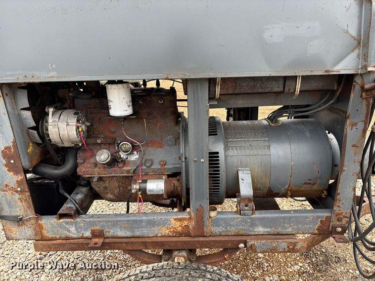 image for item EN5834 Lincoln SA200FT63 welder