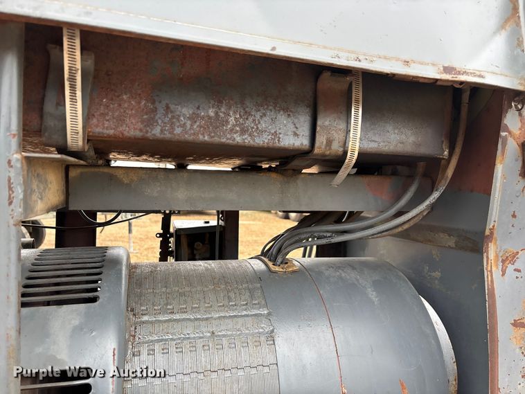 image for item EN5834 Lincoln SA200FT63 welder