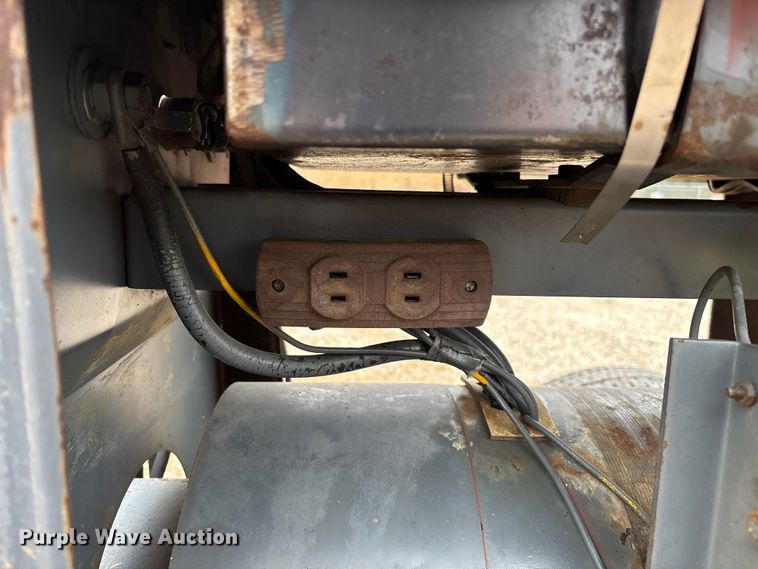 image for item EN5834 Lincoln SA200FT63 welder