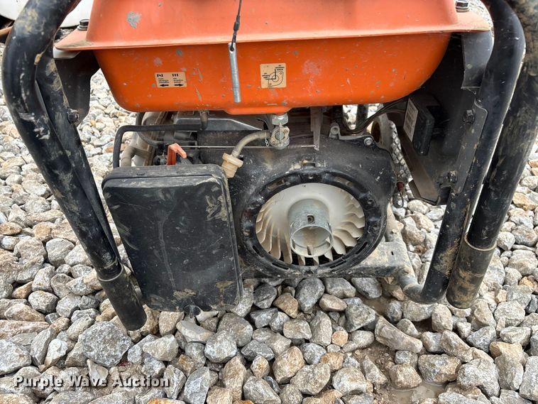 image for item EN5841 Generator and pump