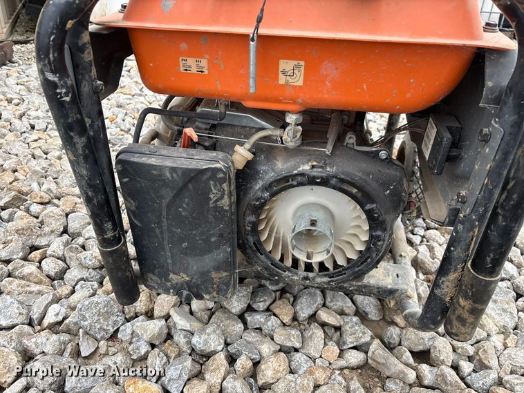 image for item EN5841 Generator and pump