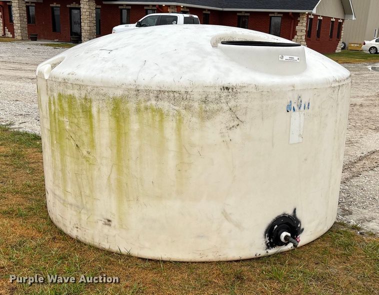 image for item EN5854 Poly tank